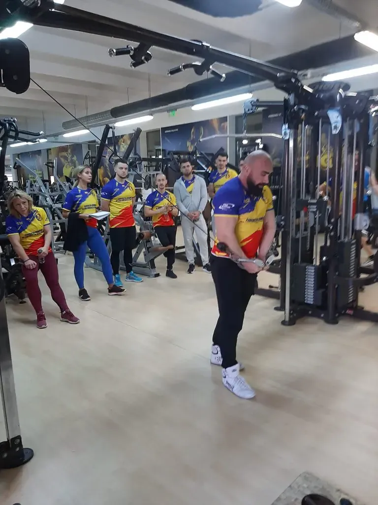 Curs de instructor fitness FRCF