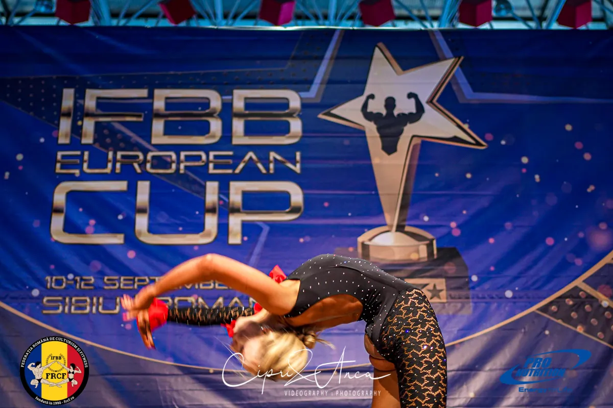 Fitness Feminin — sportiv FRCF pe scenă