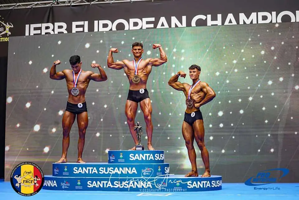 Locul 1 la categoria Junior Men’s Games Classic Bodybuilding (16-20 ani) – Frățilă Robert